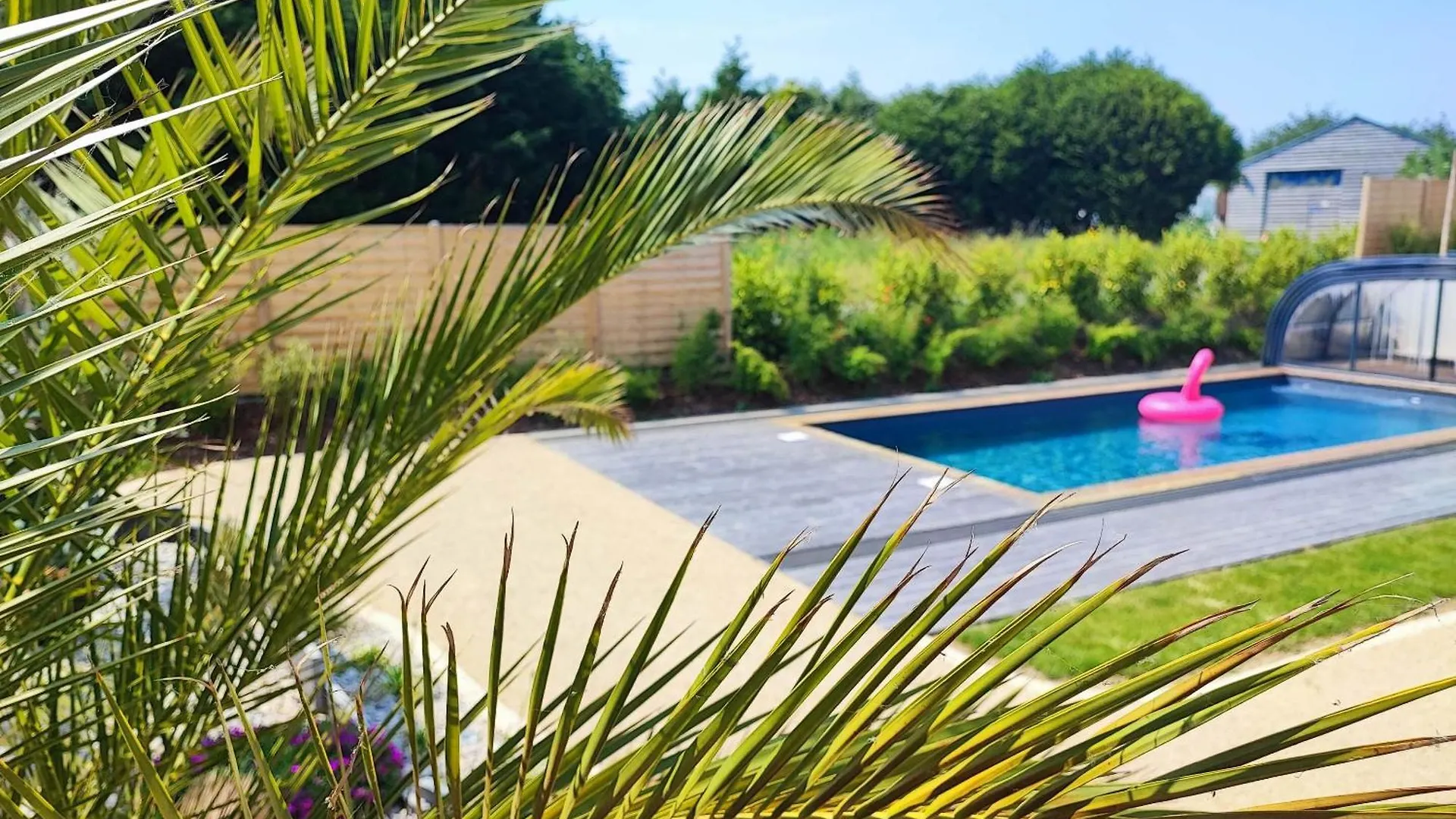 Les Suites Du Littoral - Gites Proche Mer - Piscine - Spa Plouezec 0*,