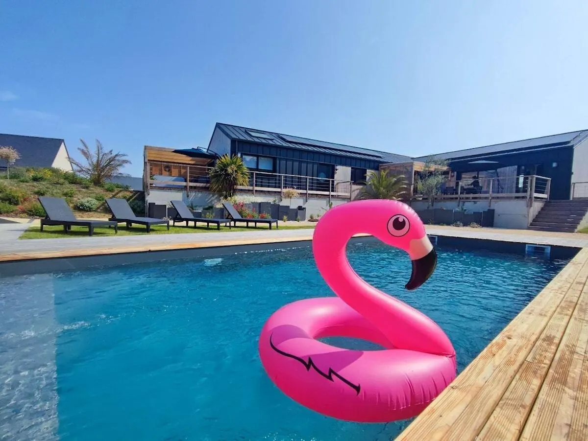 Les Suites Du Littoral - Gites Proche Mer - Piscine - Spa Plouezec 0*,