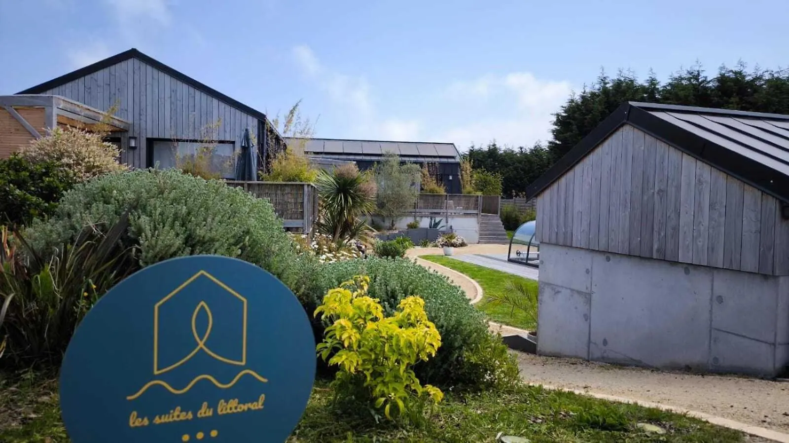 Casa de Férias Les Suites Du Littoral - Gites Proche Mer - Piscine - Spa Plouézec França